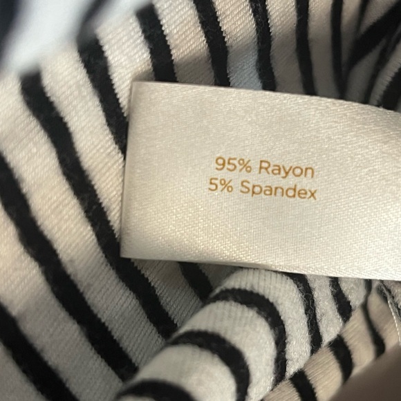 Decree Striped Long Sleeve Oversized Striped Top. Size XS. - Picture 4 of 9